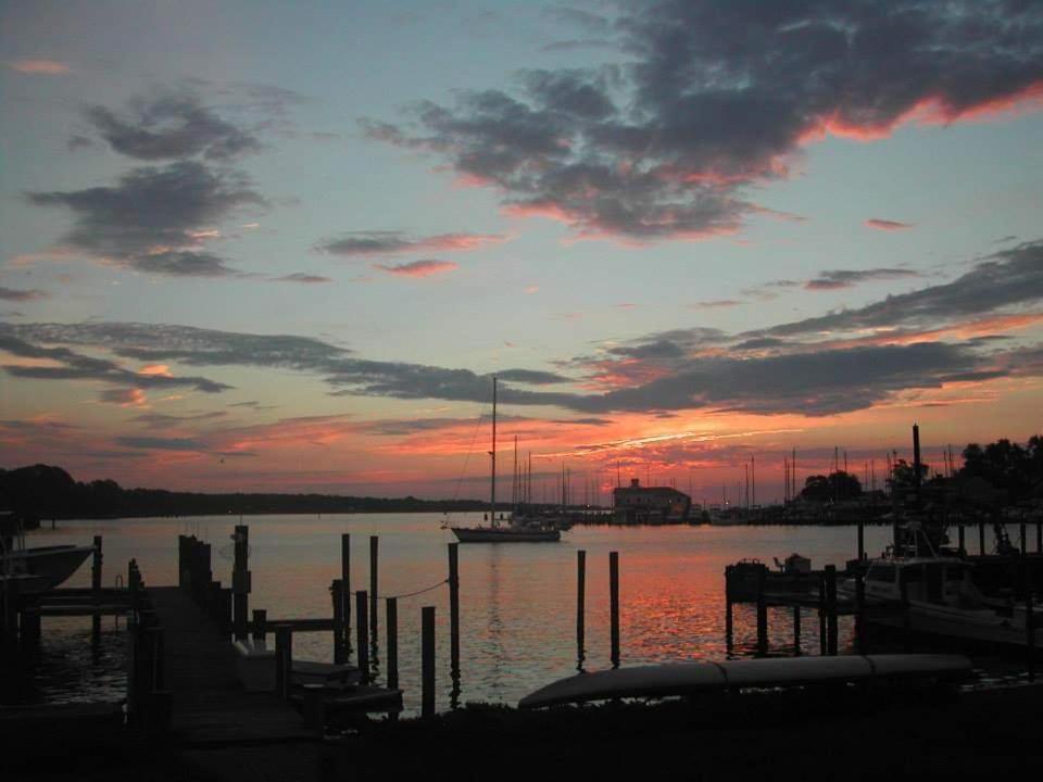 Blue Heron Inn - A Bed And Breakfast Llc Solomons Exterior foto